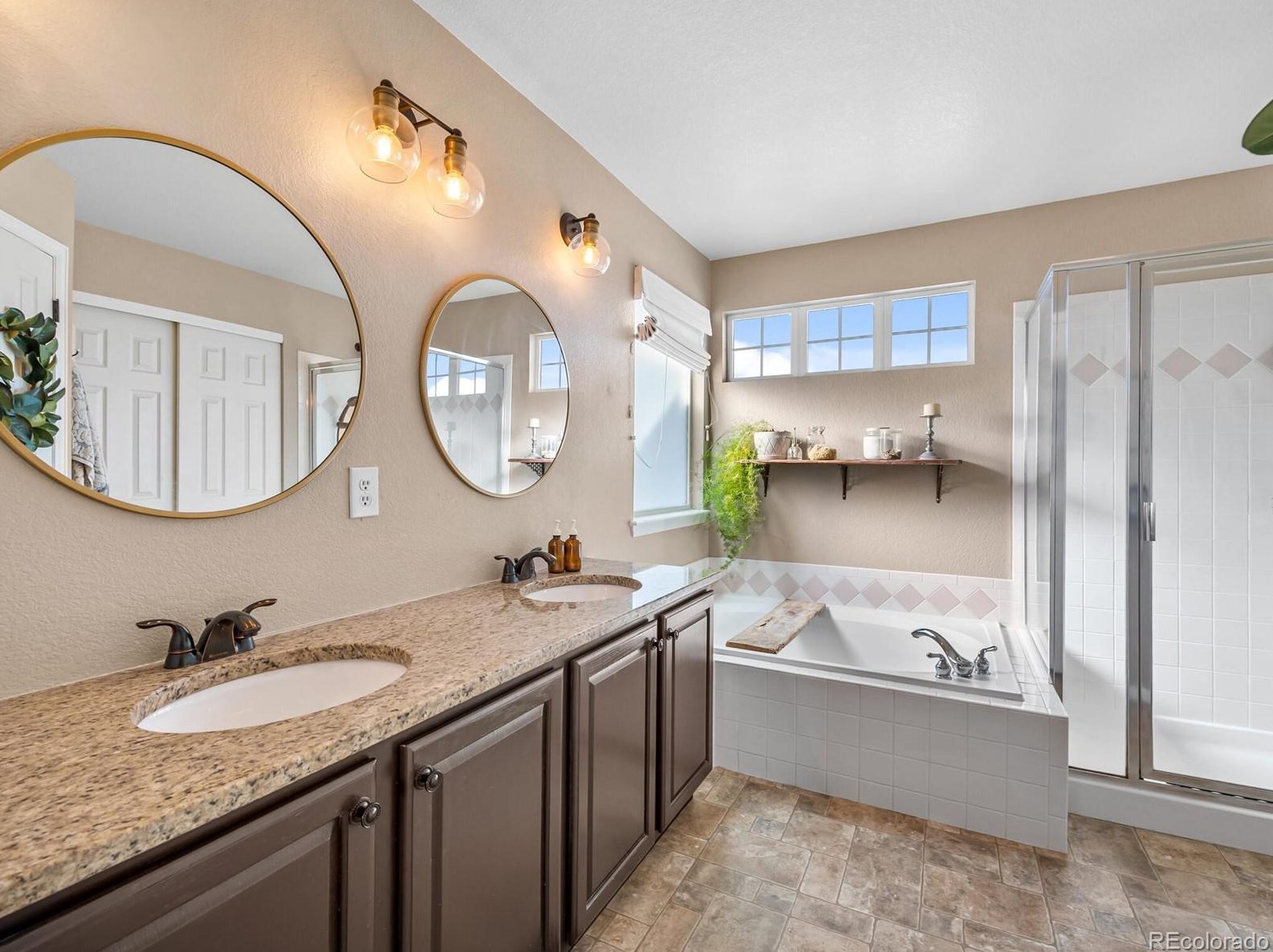 10183 Bentwood Cir, Littleton CO 80126-7864 exterior