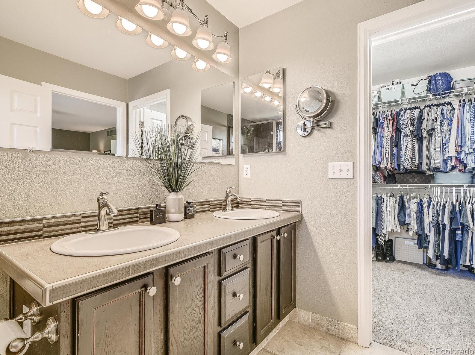 10161 Fawnbrook Ln, Littleton CO 80130-6896 exterior