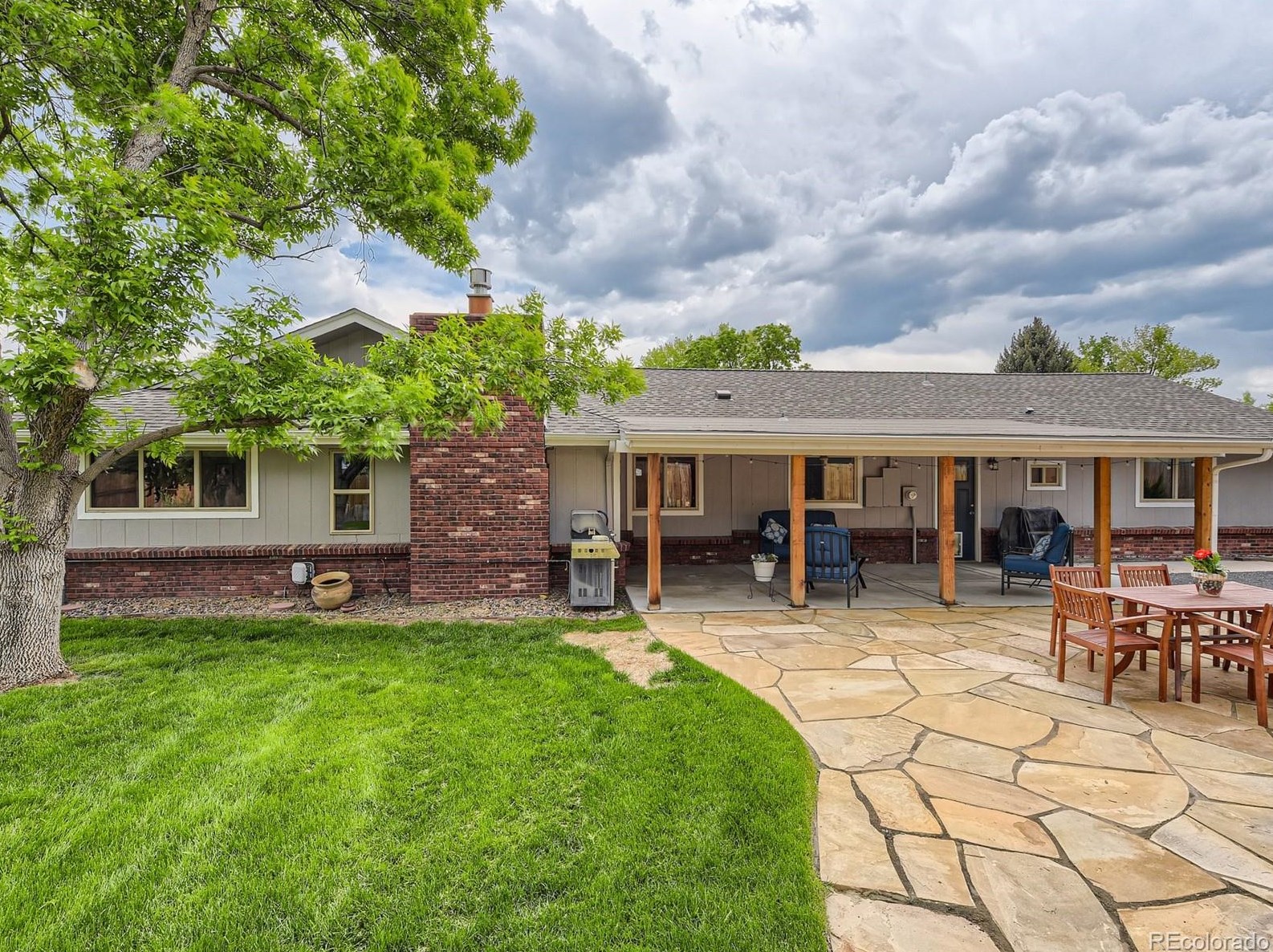 7415 Kendall Blvd, Littleton CO 80128-4680 exterior