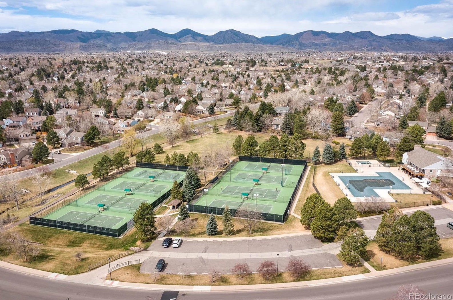 5341 Cody St, Littleton CO 80123-7321 exterior