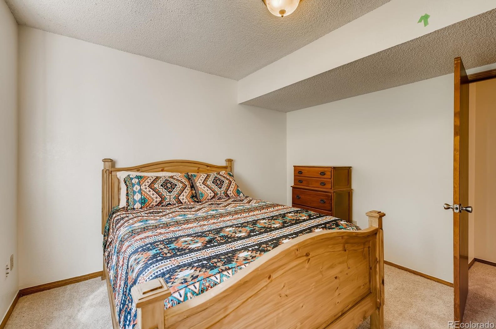 7847 Brk Dr, Littleton CO 80128-6126 exterior