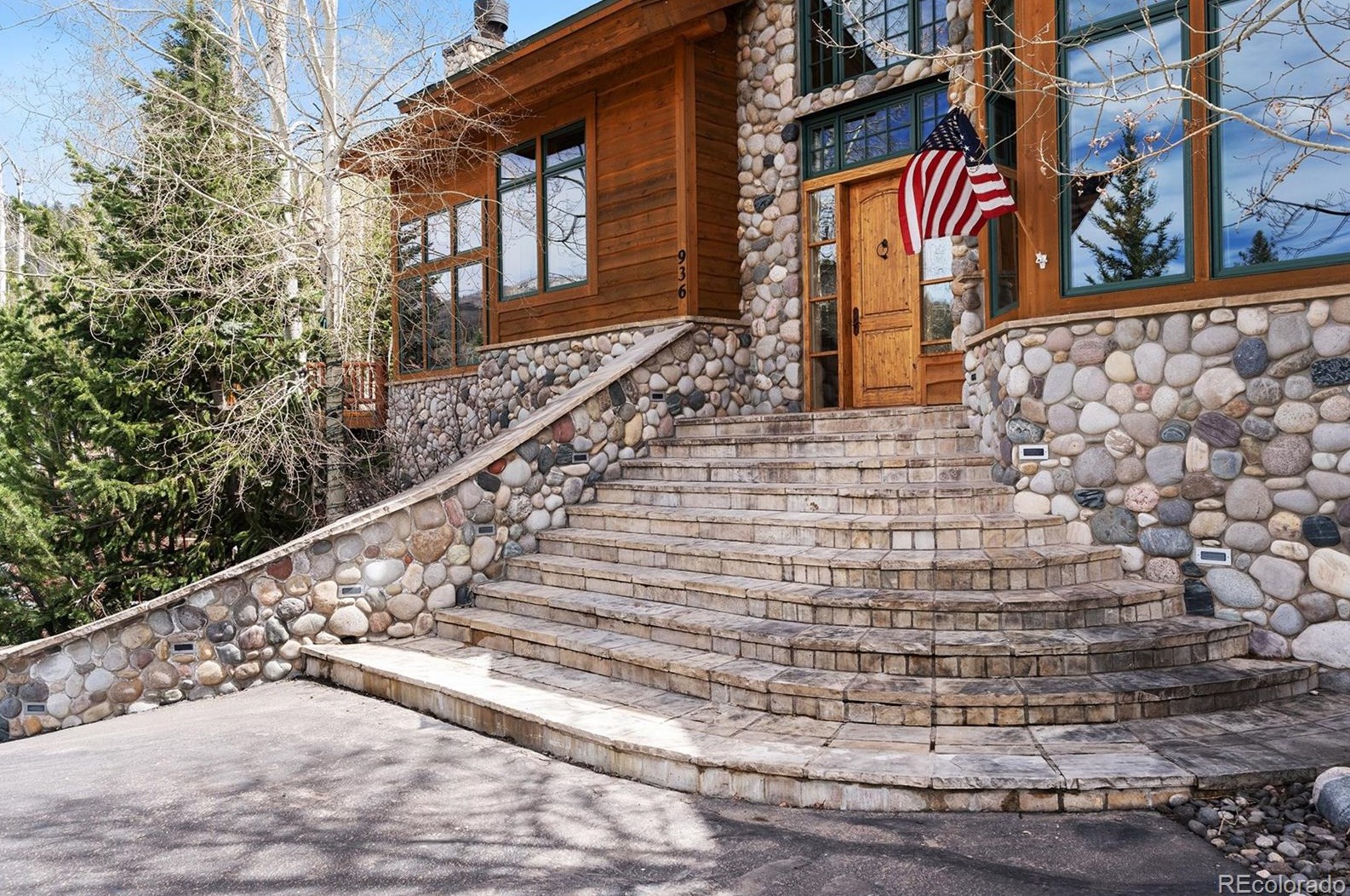 936 Steamboat Blvd, Steamboat Springs CO 80487-9077 exterior