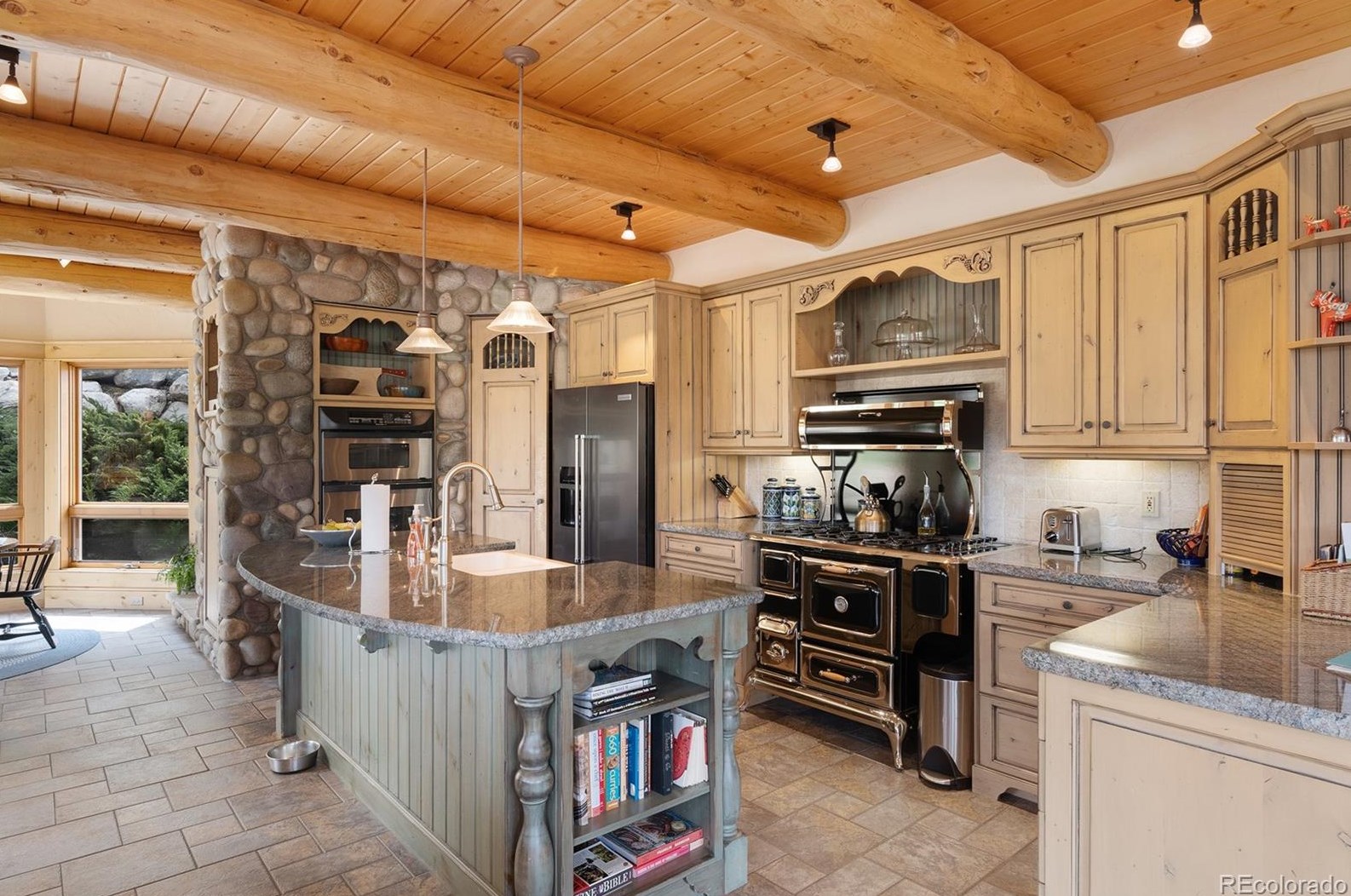 936 Steamboat Blvd, Steamboat Springs CO 80487-9077 exterior