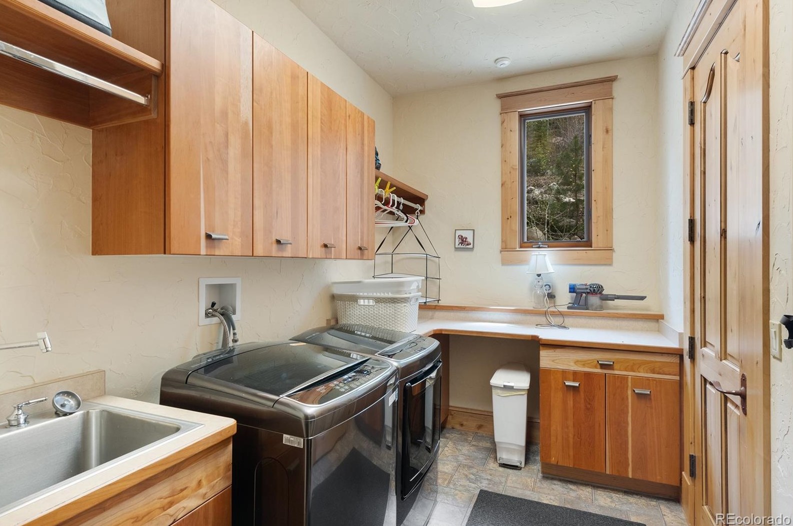 936 Steamboat Blvd, Steamboat Springs CO 80487-9077 exterior