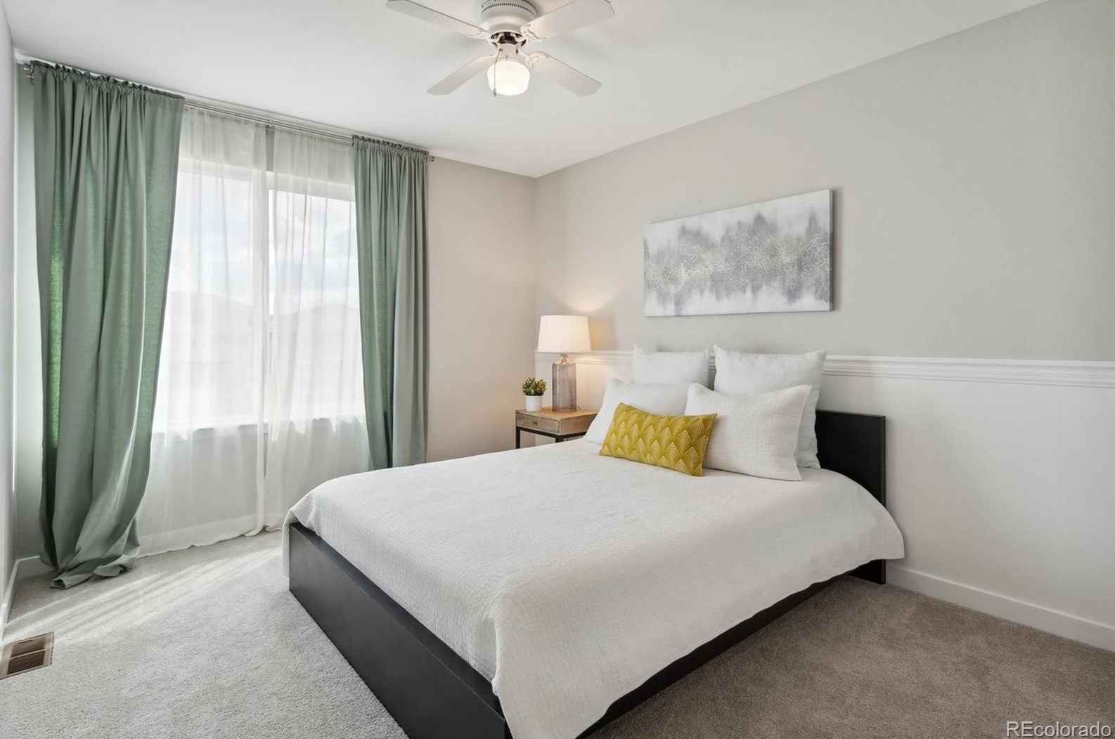 3297 Oak Leaf Pl, Littleton CO  80129-6301 exterior