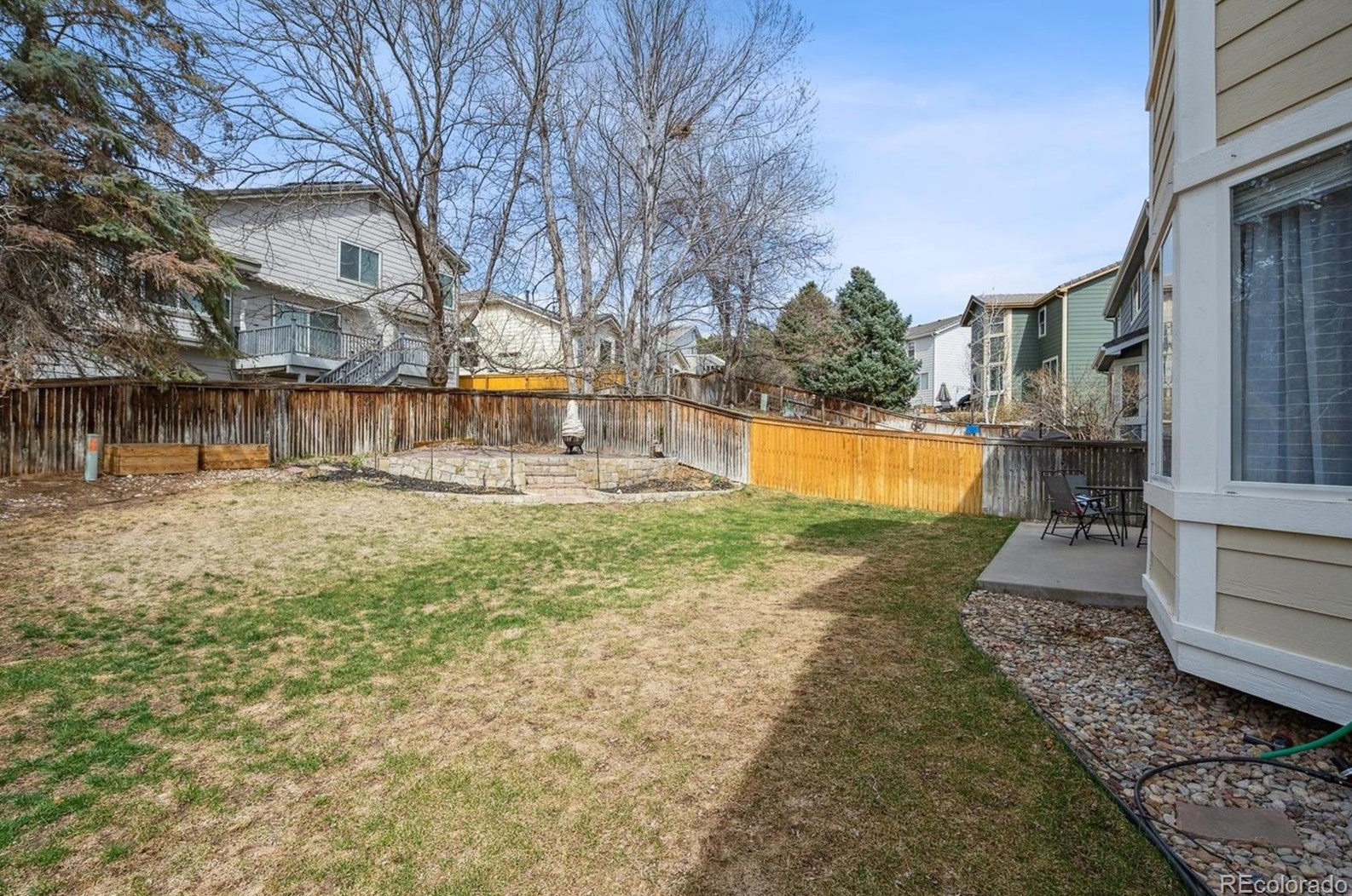 3297 Oak Leaf Pl, Littleton CO  80129-6301 exterior