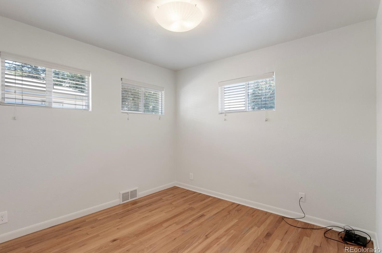 5211 Sherman St, Littleton CO  80121-1029 exterior