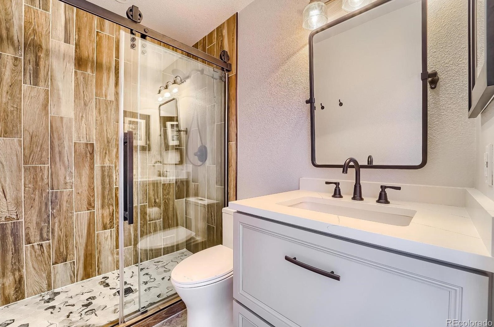 9331 Cv Crk Dr, Littleton CO 80129-6467 exterior