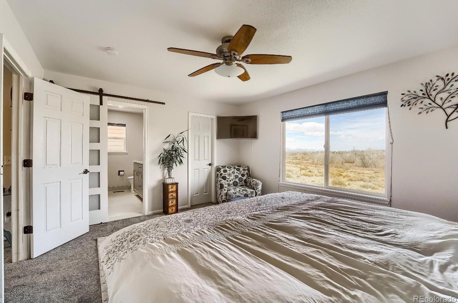 9331 Cv Crk Dr, Littleton CO 80129-6467 exterior