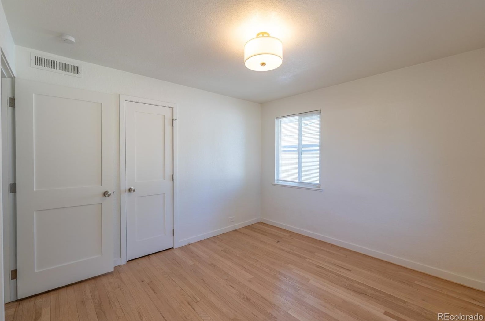 5656 Lakeview St, Littleton CO  80120-1616 exterior