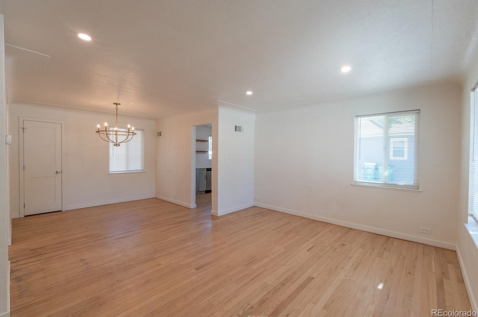 5656 Lakeview St, Littleton CO  80120-1616 exterior