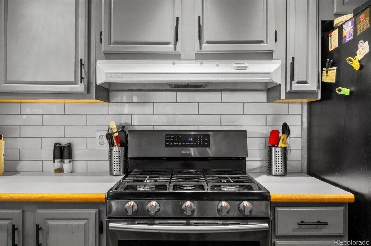 1557 Conestoga Cir, Steamboat Springs CO  80487-4945 exterior