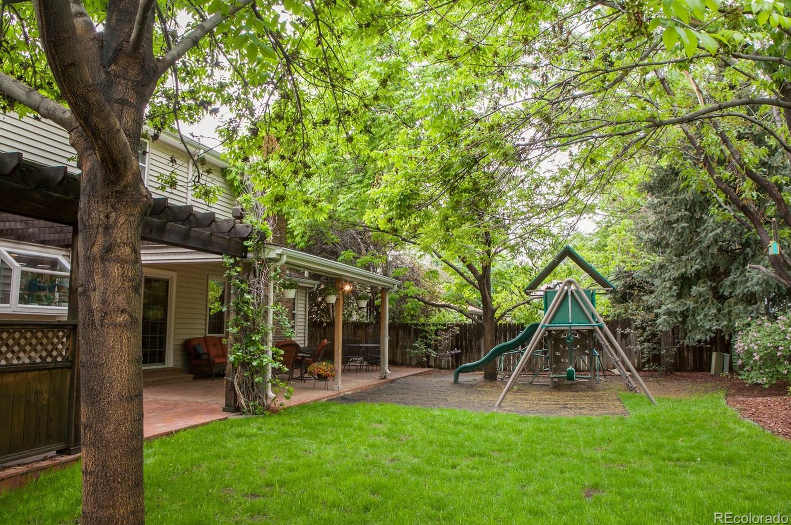 6499 Yukon St, Littleton CO 80128-6144 exterior