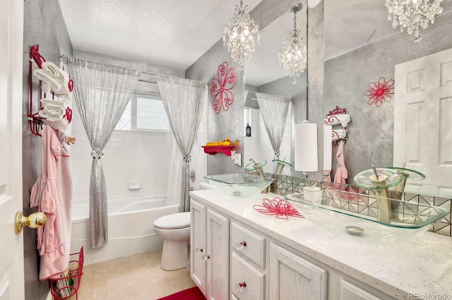 5620 Fenton St, Littleton CO 80123-6879 exterior