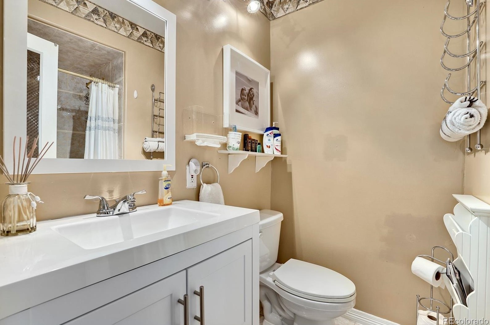 5620 Fenton St, Littleton CO 80123-6879 exterior