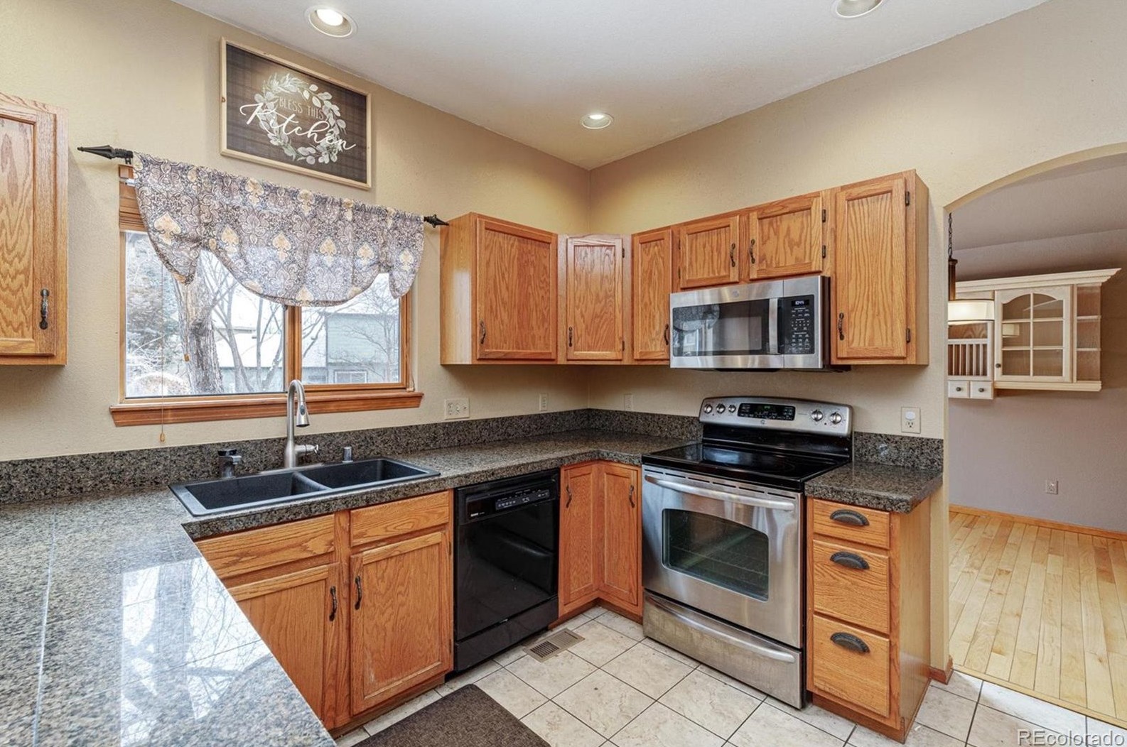 6042 Alkire Ct, Arvada CO  80004-3970 exterior