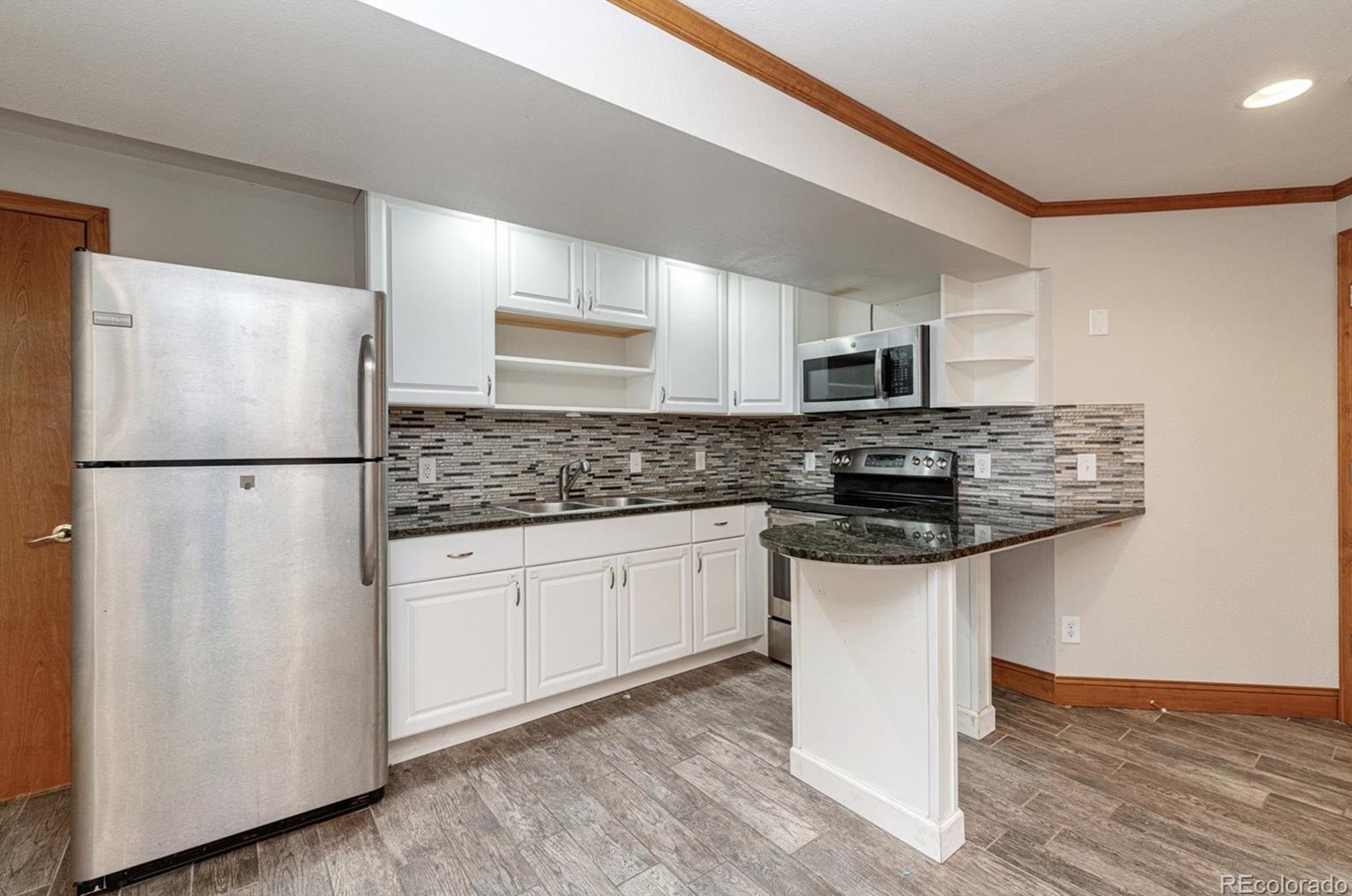 6042 Alkire Ct, Arvada CO  80004-3970 exterior