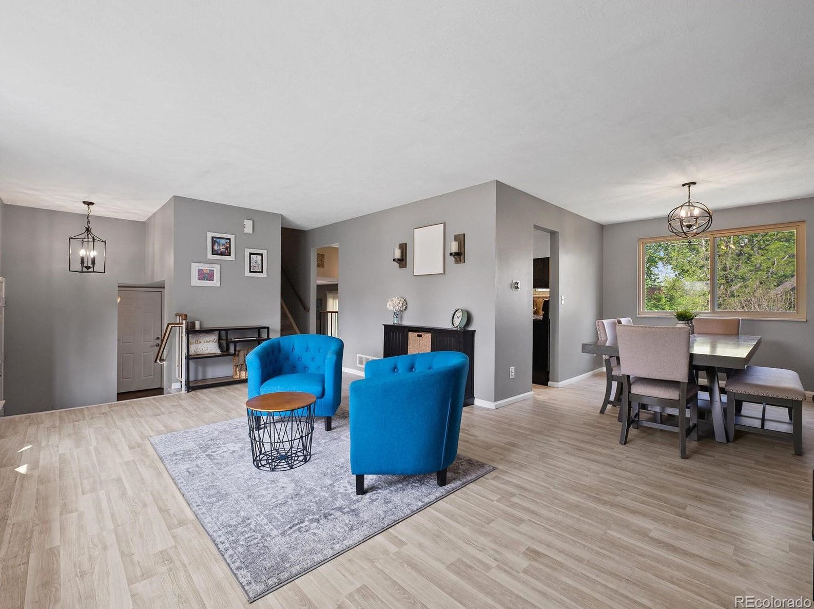 1189 Long Pl, Littleton CO 80122-3020 exterior