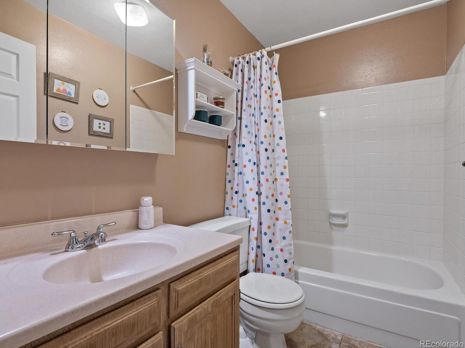 1189 Long Pl, Littleton CO 80122-3020 exterior