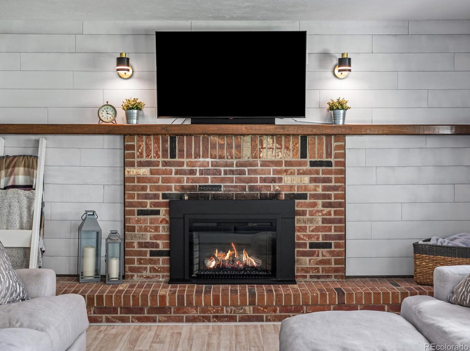 1189 Long Pl, Littleton CO 80122-3020 exterior