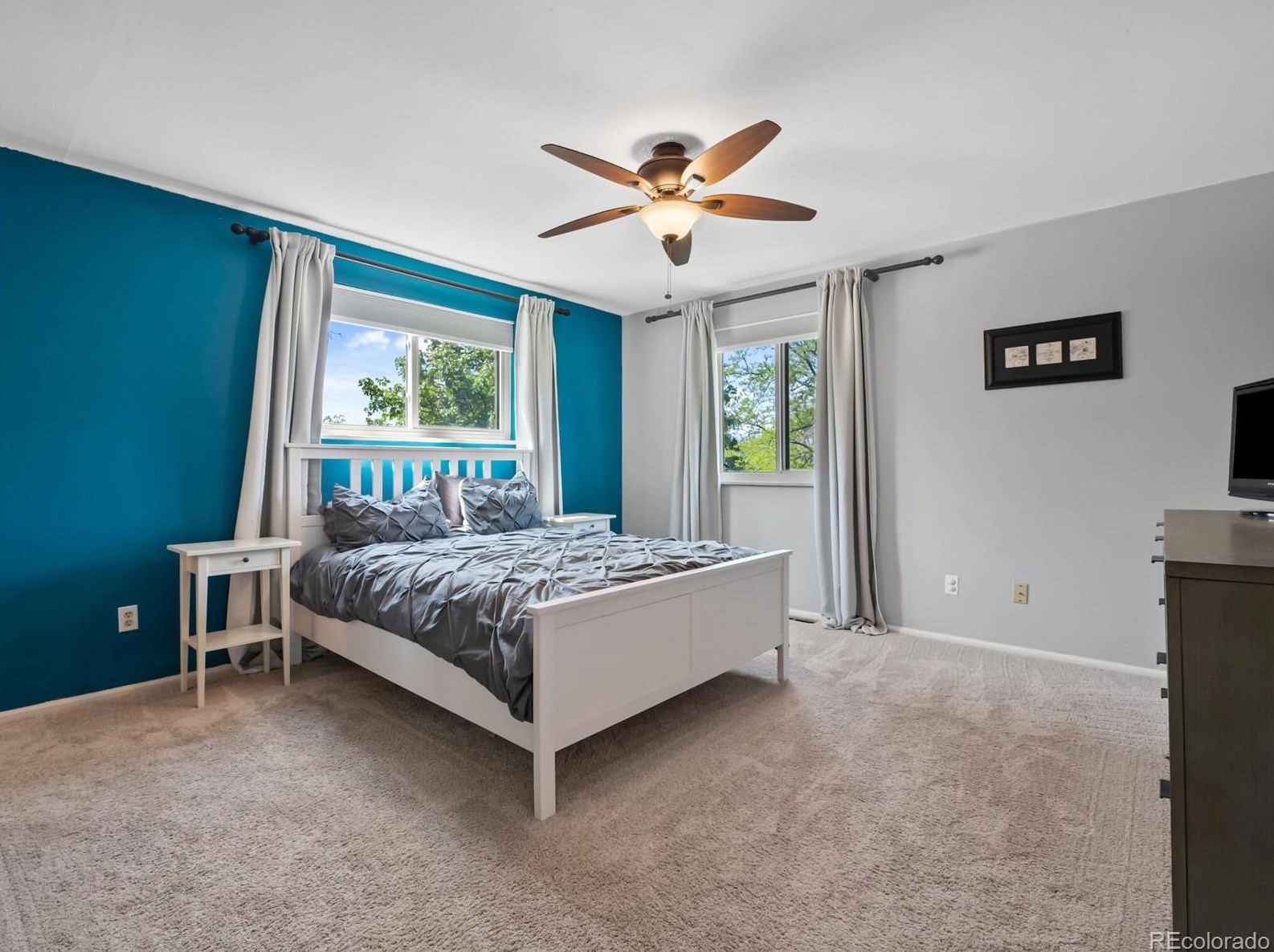 1189 Long Pl, Littleton CO 80122-3020 exterior