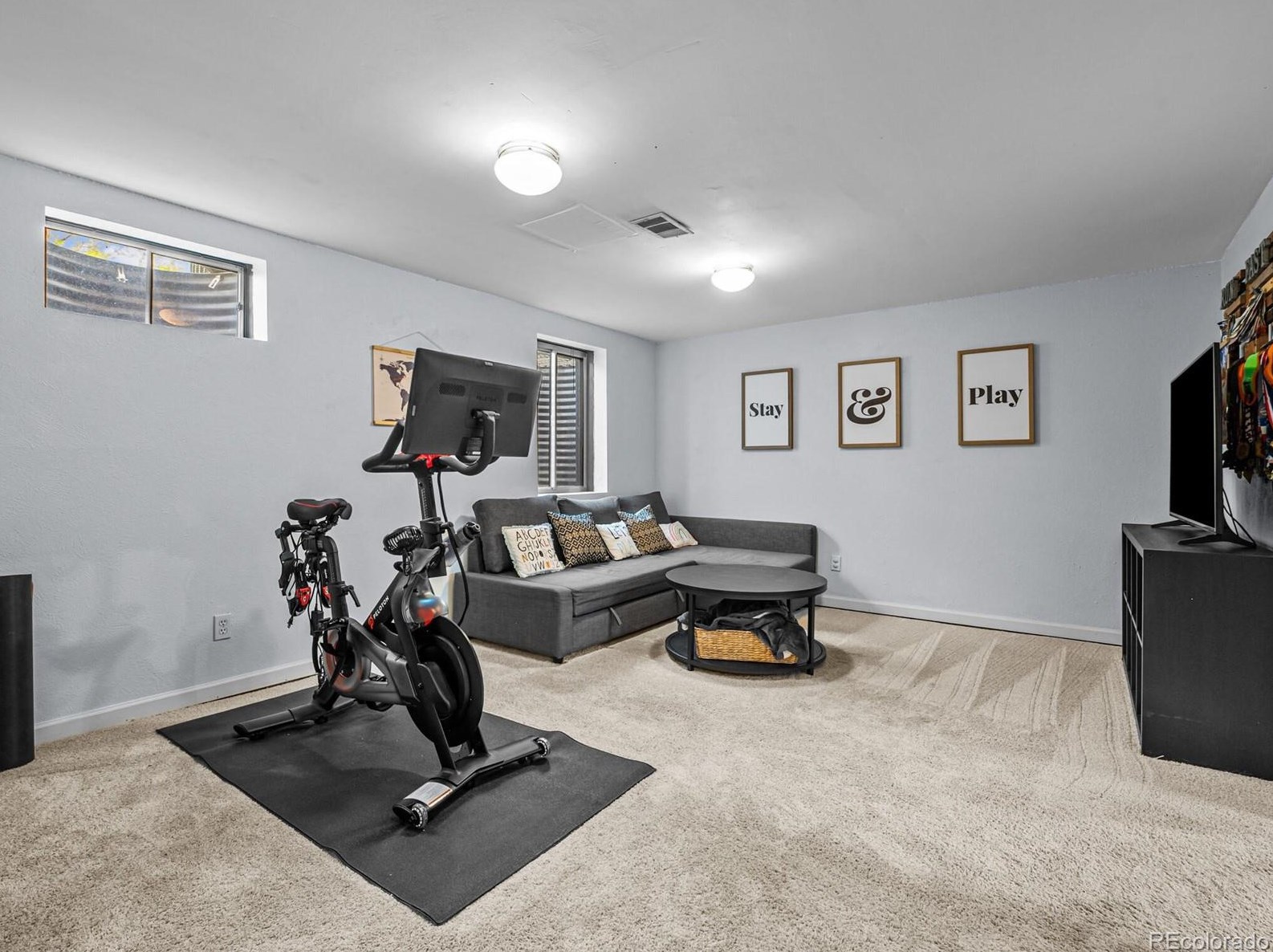 1189 Long Pl, Littleton CO 80122-3020 exterior