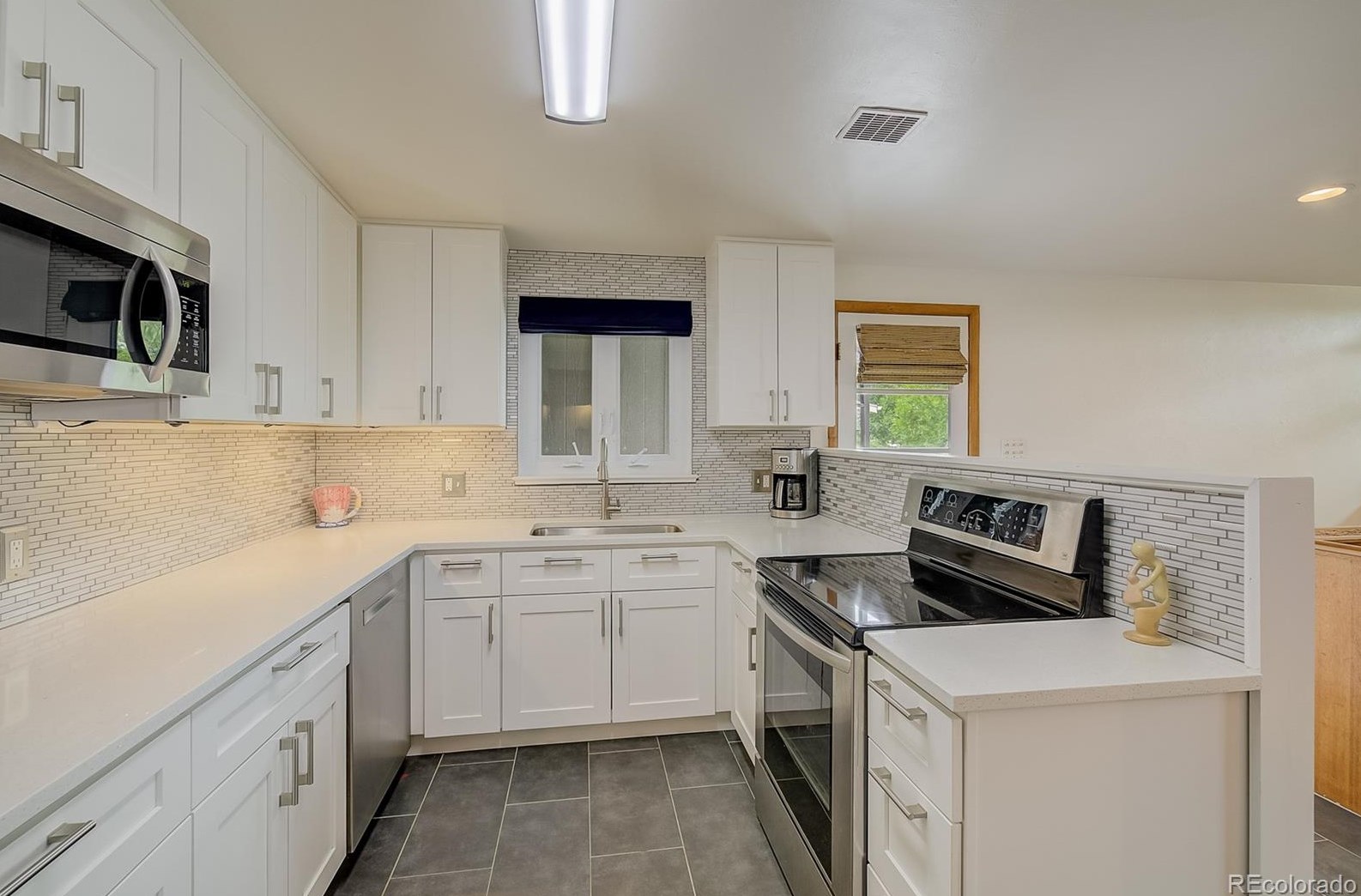 5401 Hickory St, Littleton CO  80120-1424 exterior