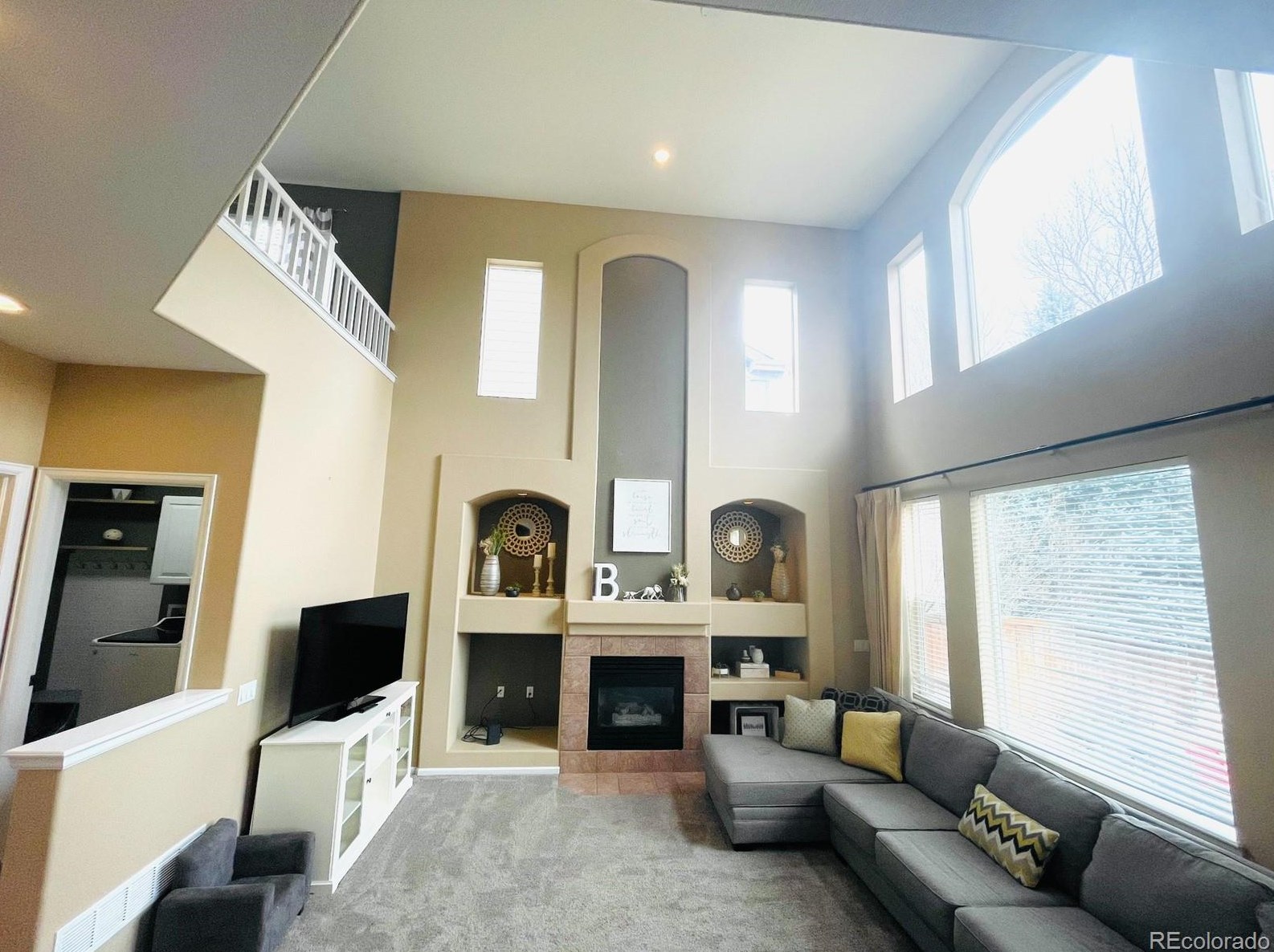 6635 Berry Ave, Littleton CO 80123-0820 exterior