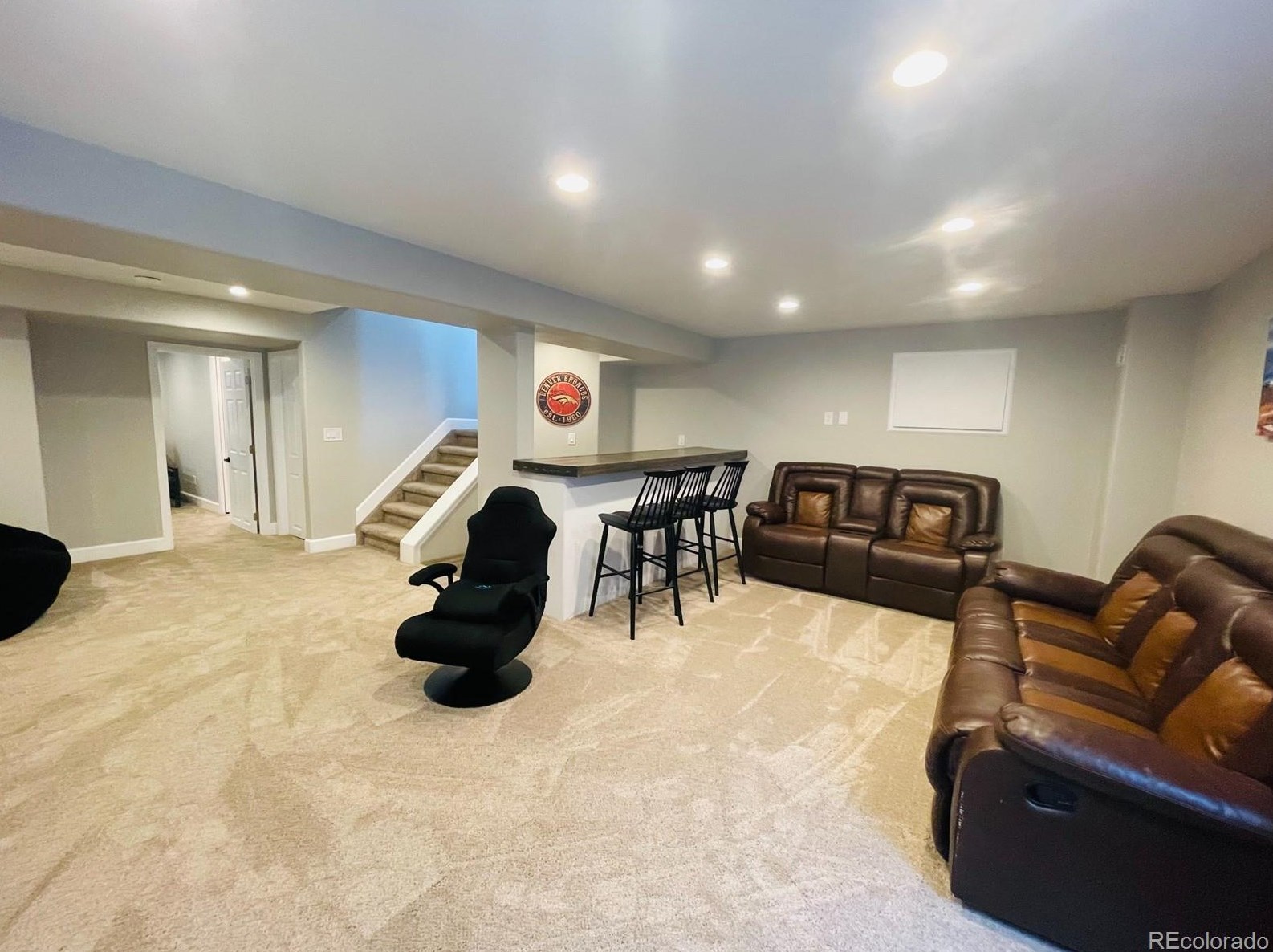 6635 Berry Ave, Littleton CO 80123-0820 exterior