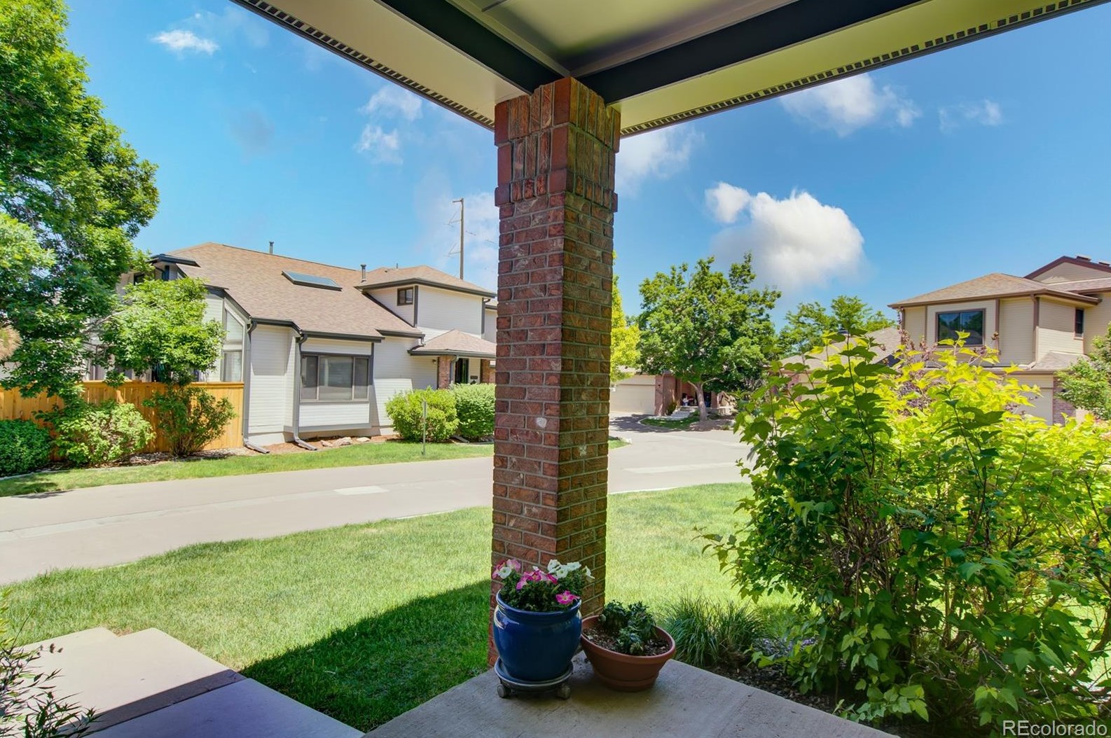 6319 Harrison Way, Littleton CO 80122-2262 exterior