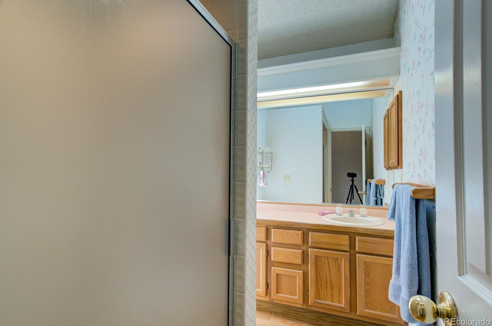 6319 Harrison Way, Littleton CO 80122-2262 exterior