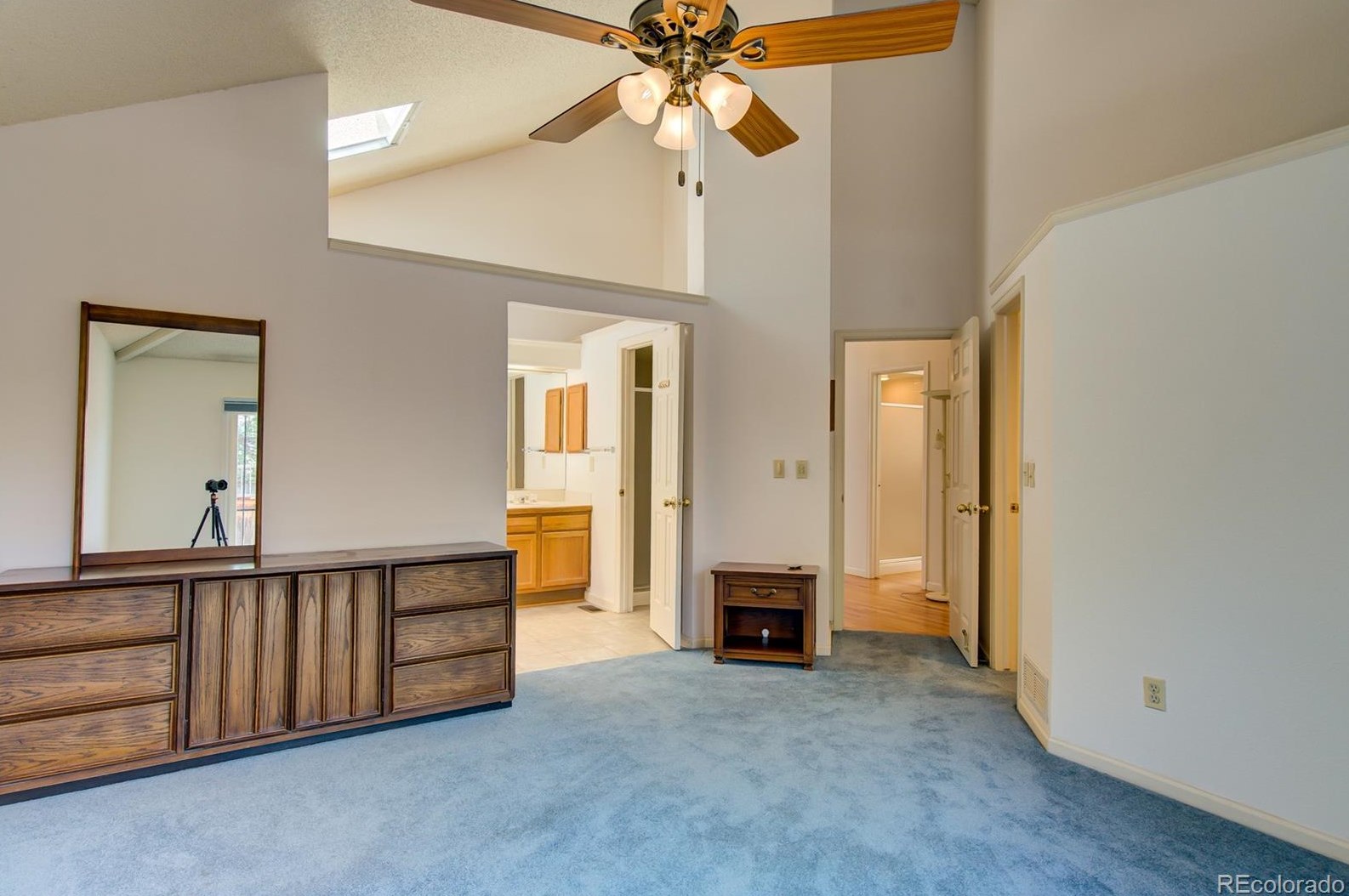 6319 Harrison Way, Littleton CO 80122-2262 exterior