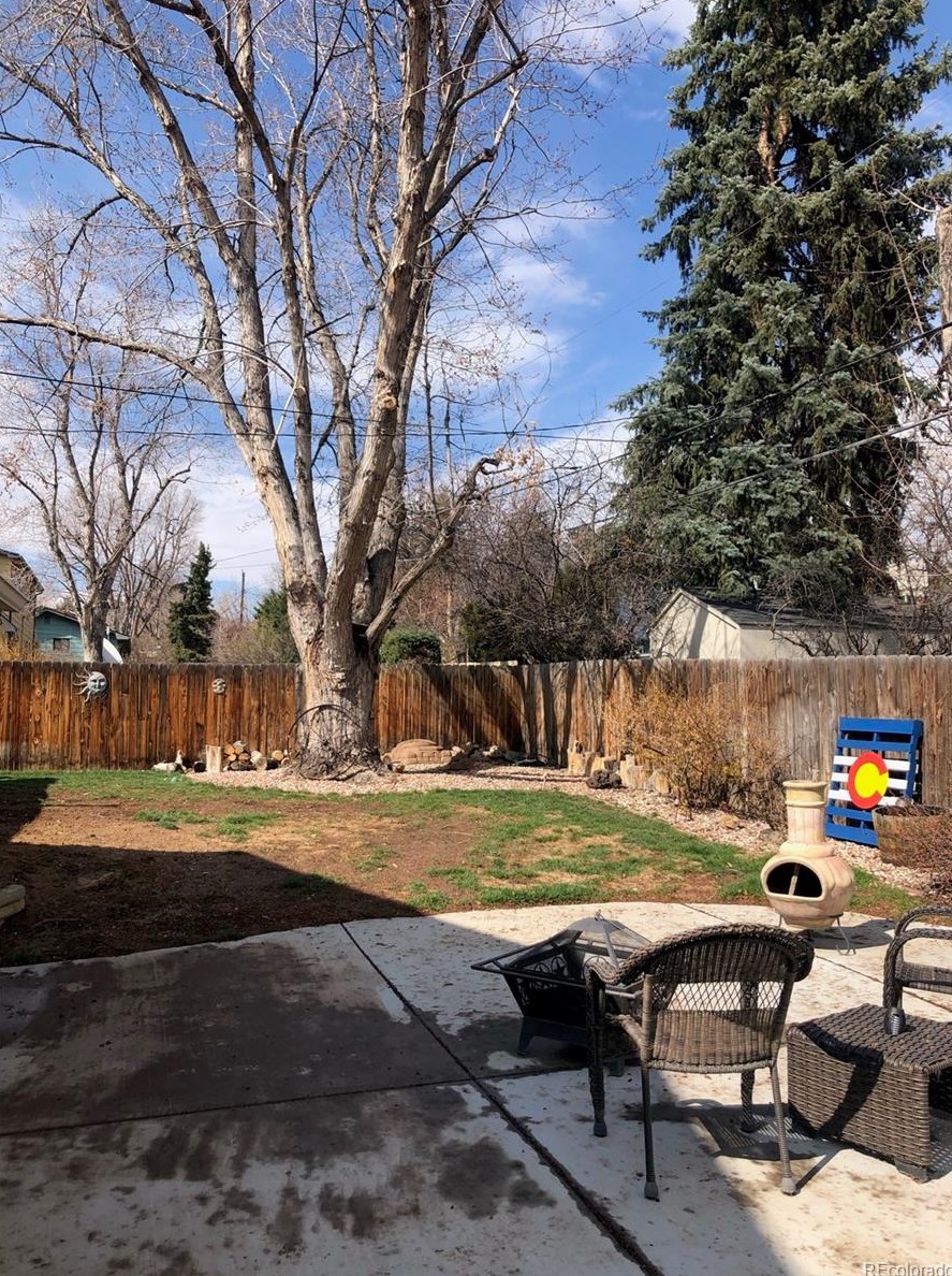 6524 Welch St, Arvada CO  80004-2221 exterior