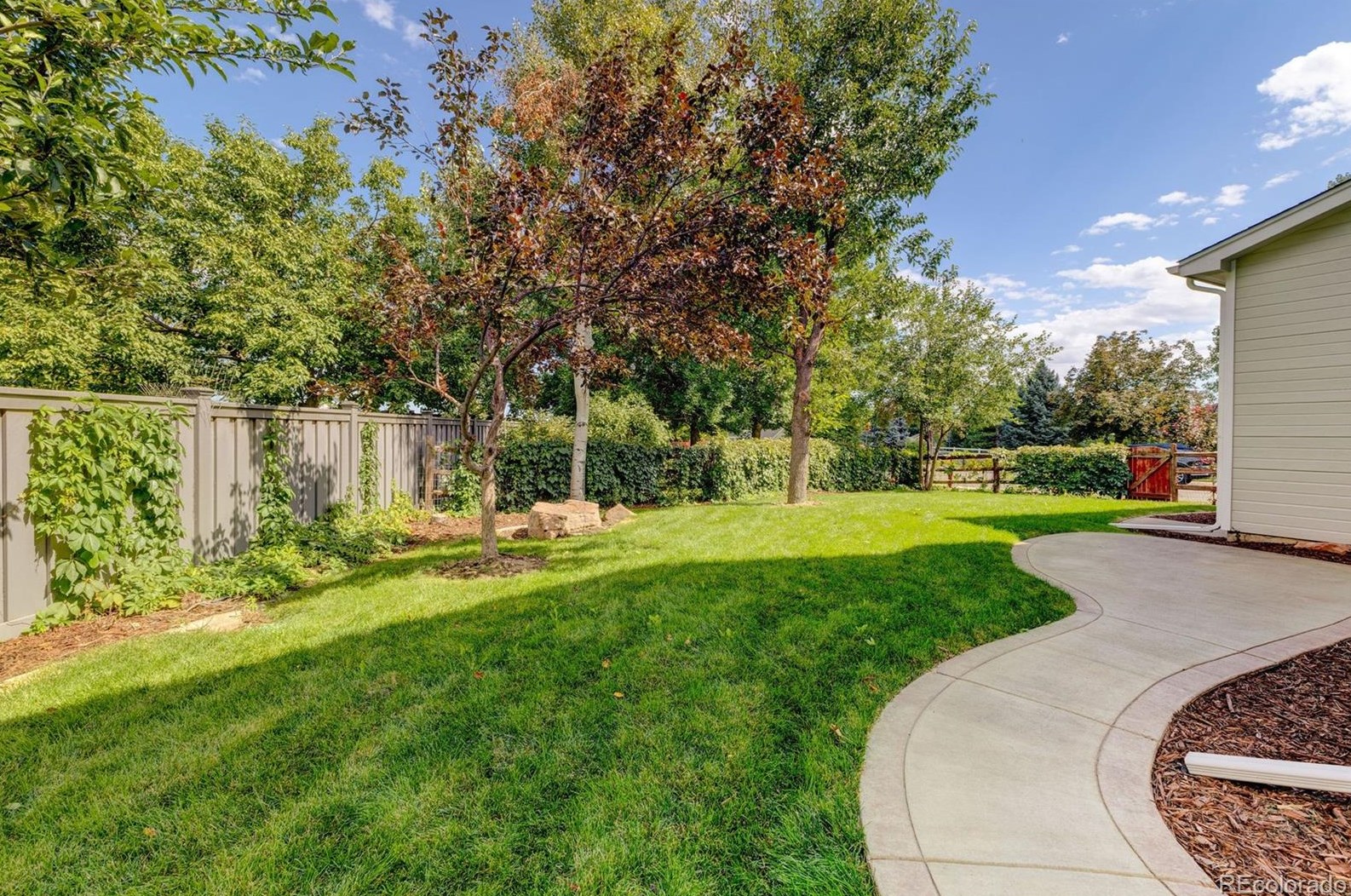 2315 Sandpiper Dr, Lafayette CO  80026-3150 exterior