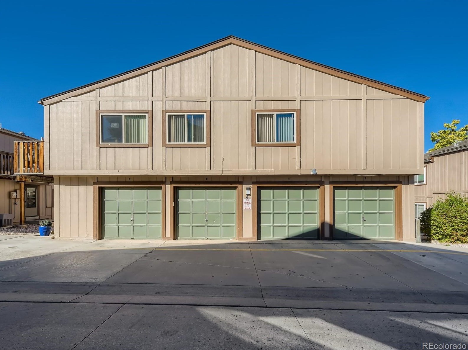 7700 Glasgow Pl, Littleton CO 80128-4836 exterior