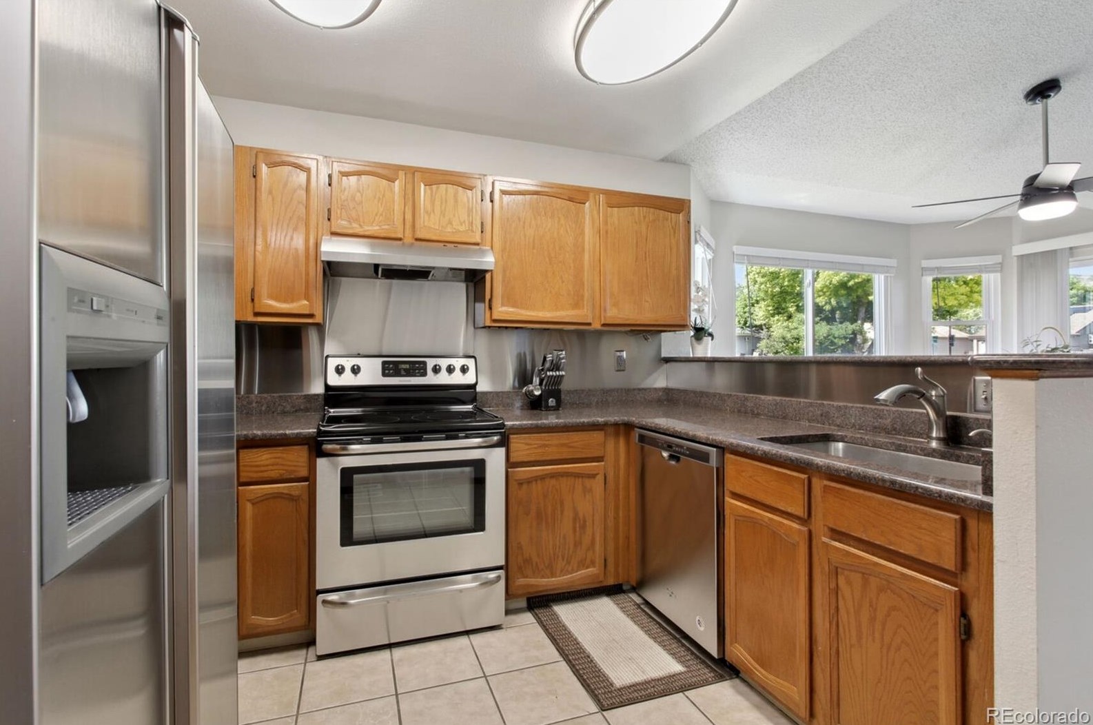 5553 Yank Ct, Littleton CO 80127-2185 exterior