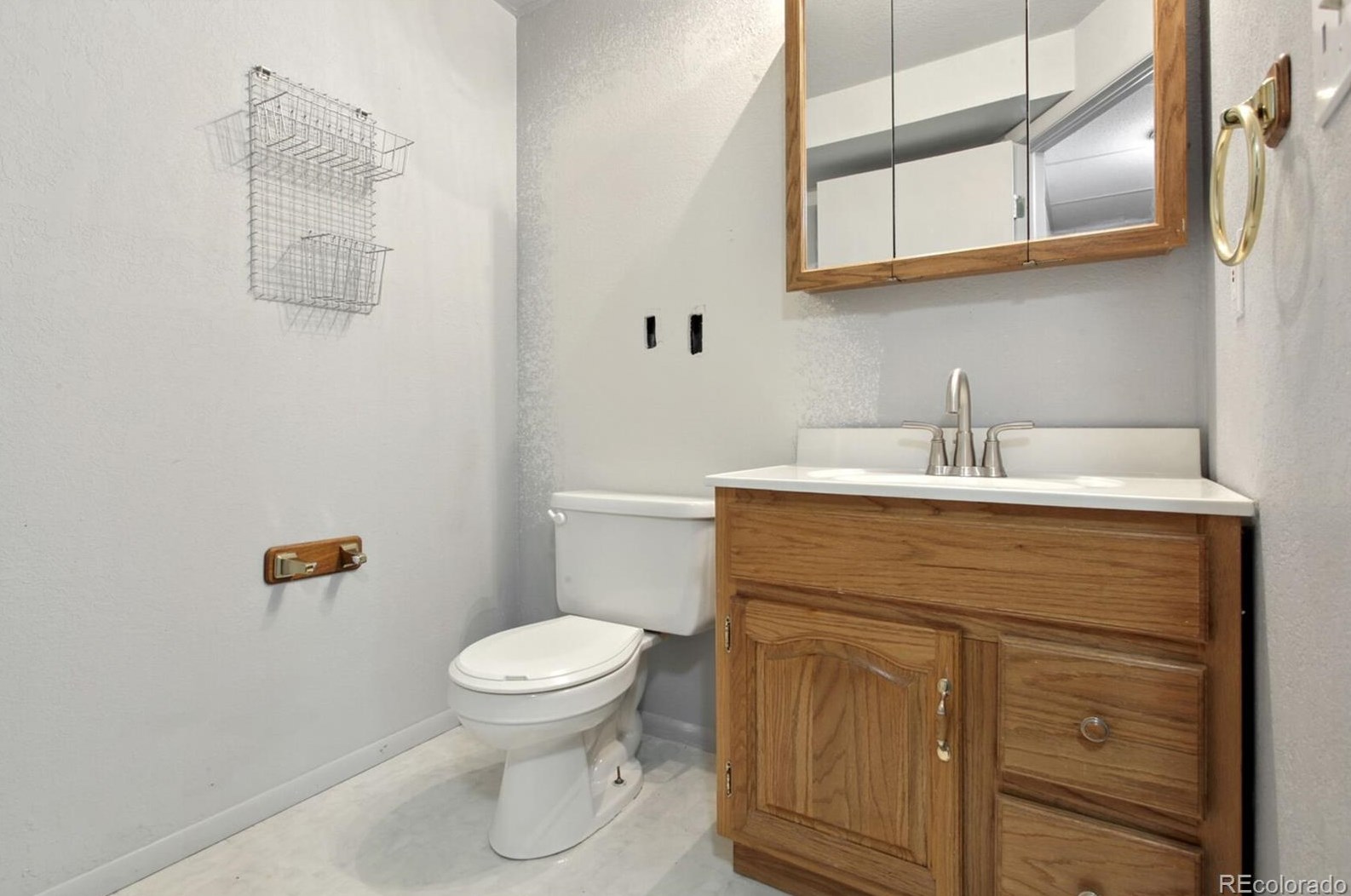 5553 Yank Ct, Littleton CO 80127-2185 exterior