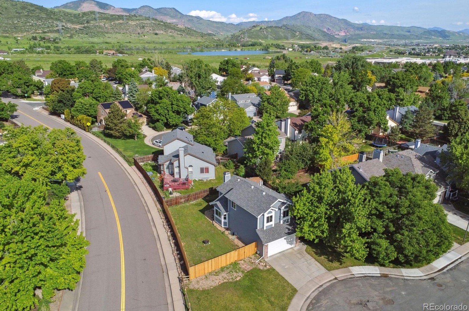 5553 Yank Ct, Littleton CO 80127-2185 exterior