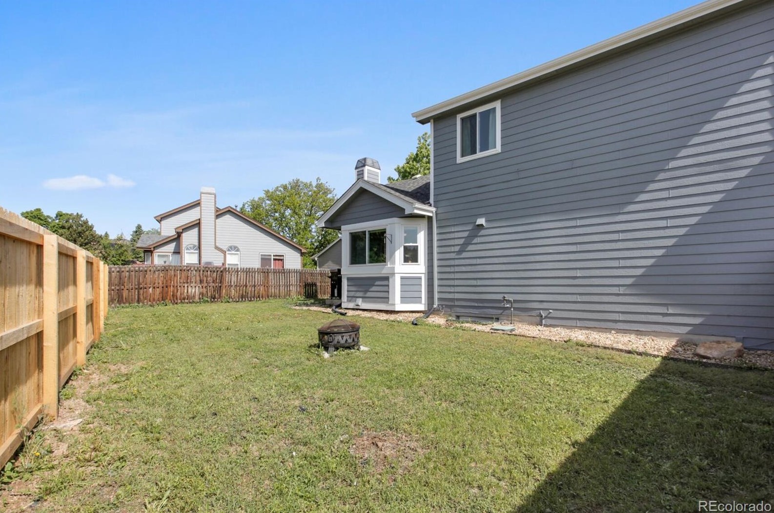 5553 Yank Ct, Littleton CO 80127-2185 exterior