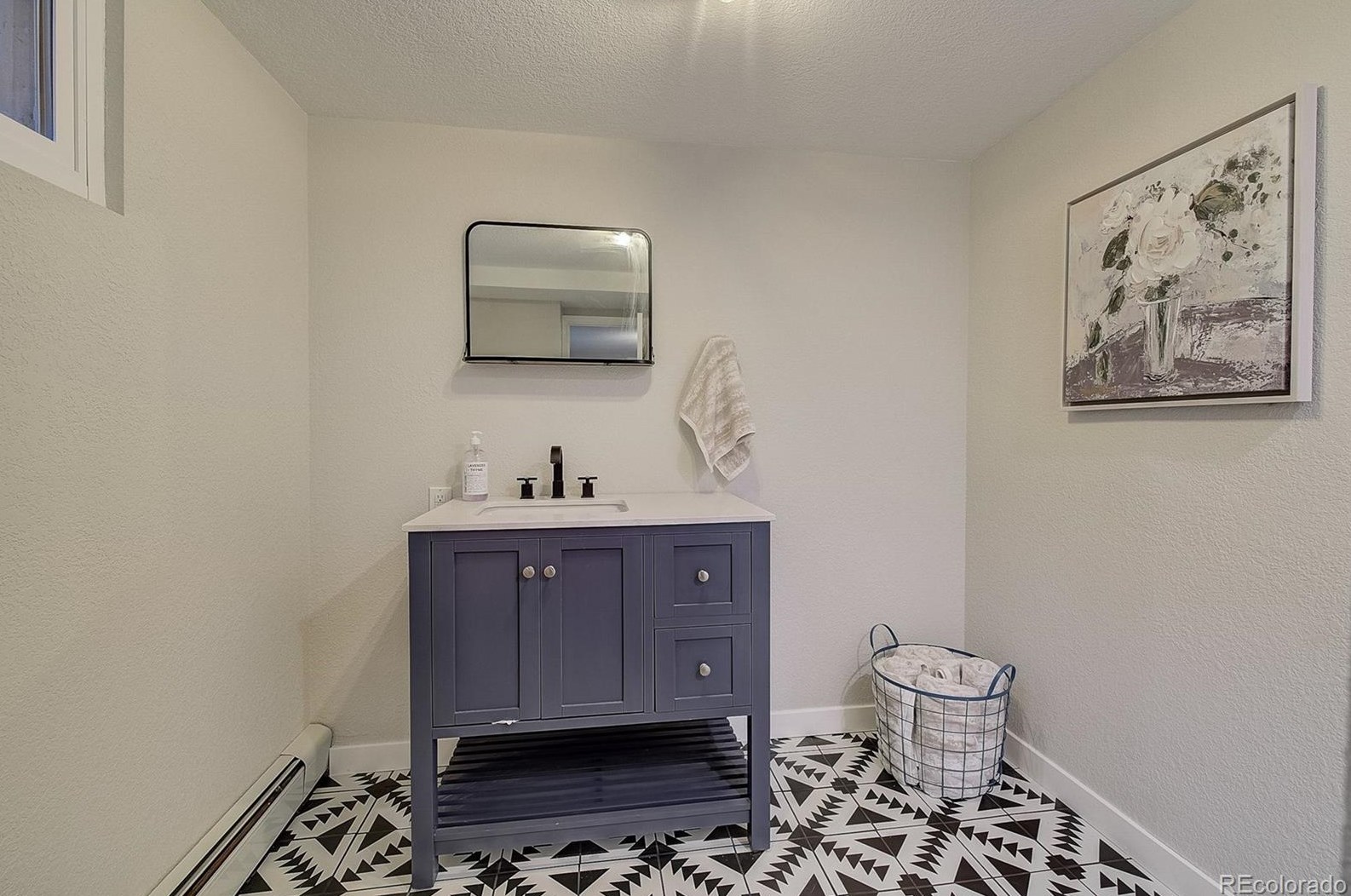 5900 Race St, Littleton CO 80121-2652 exterior