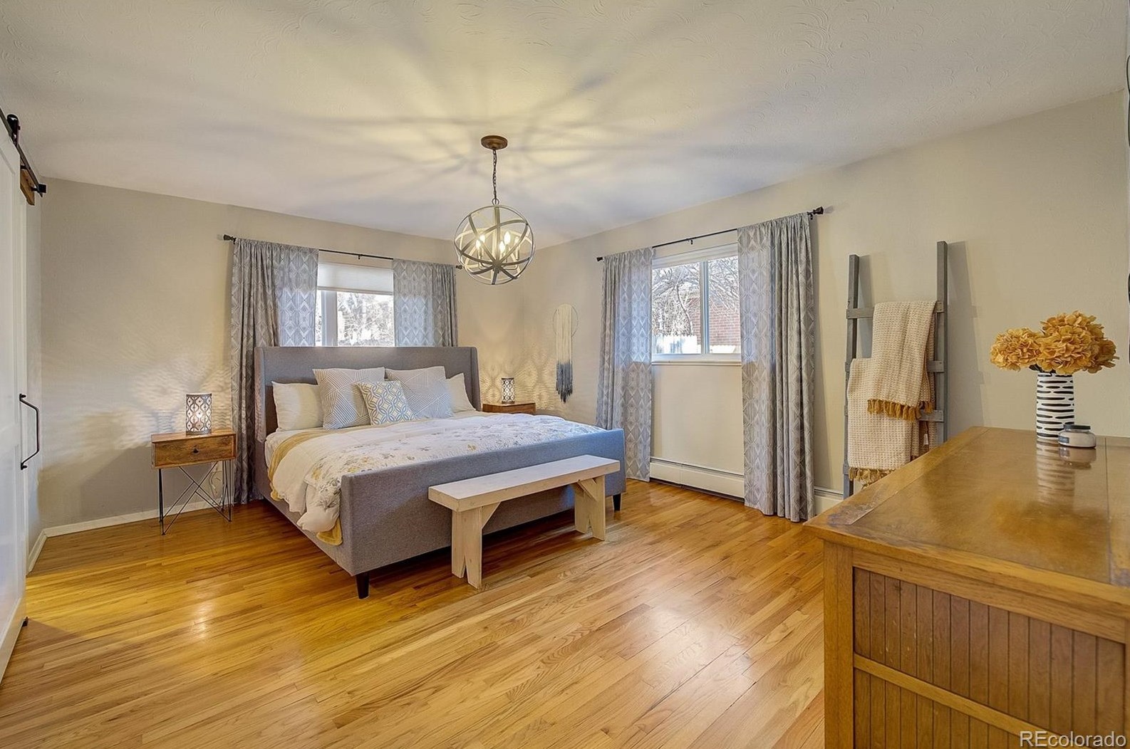 5900 Race St, Littleton CO 80121-2652 exterior