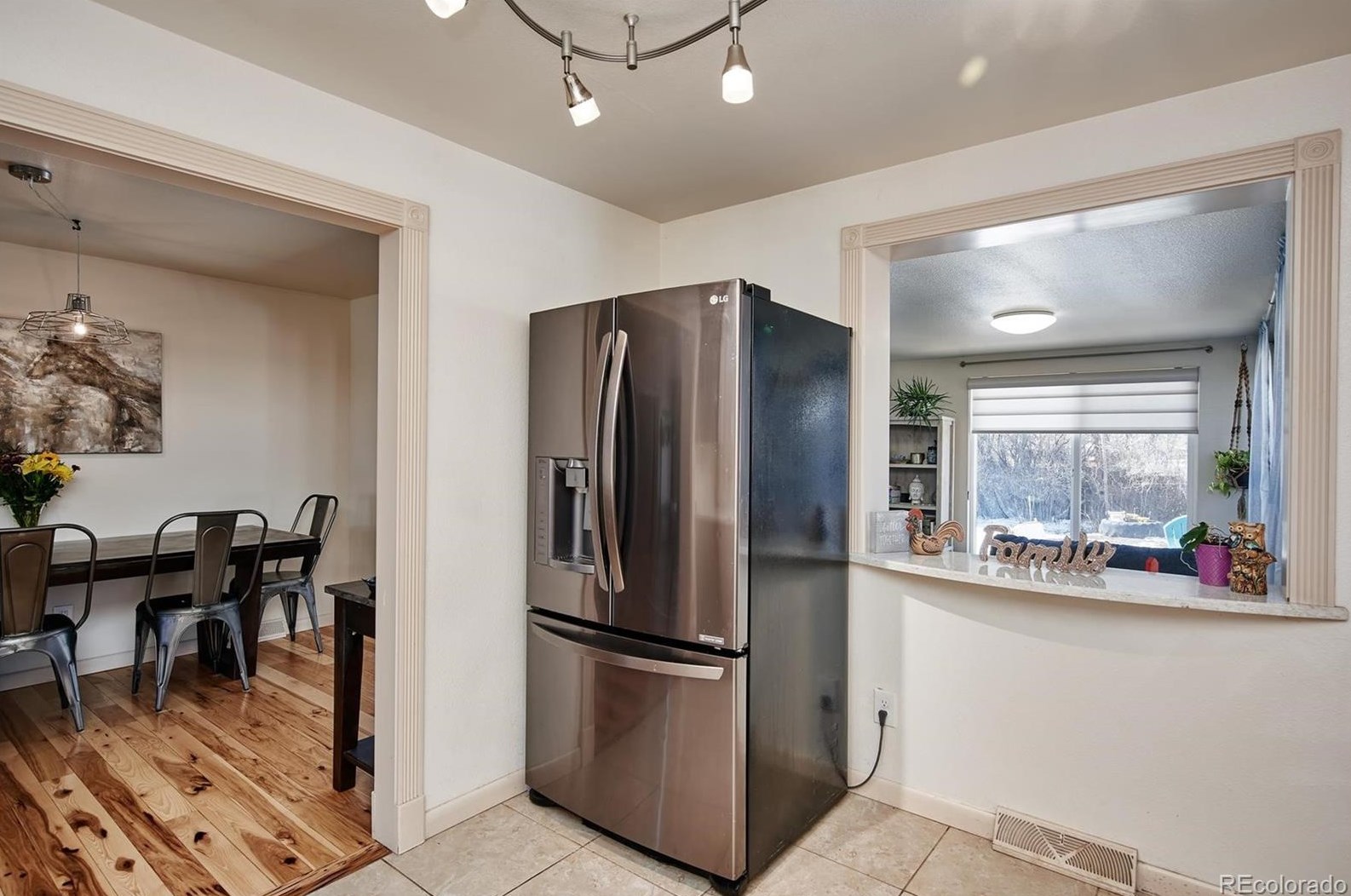 5303 Arbutus St, Arvada CO  80002-1724 exterior