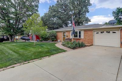 930 E 10th Avenue - Photo 1