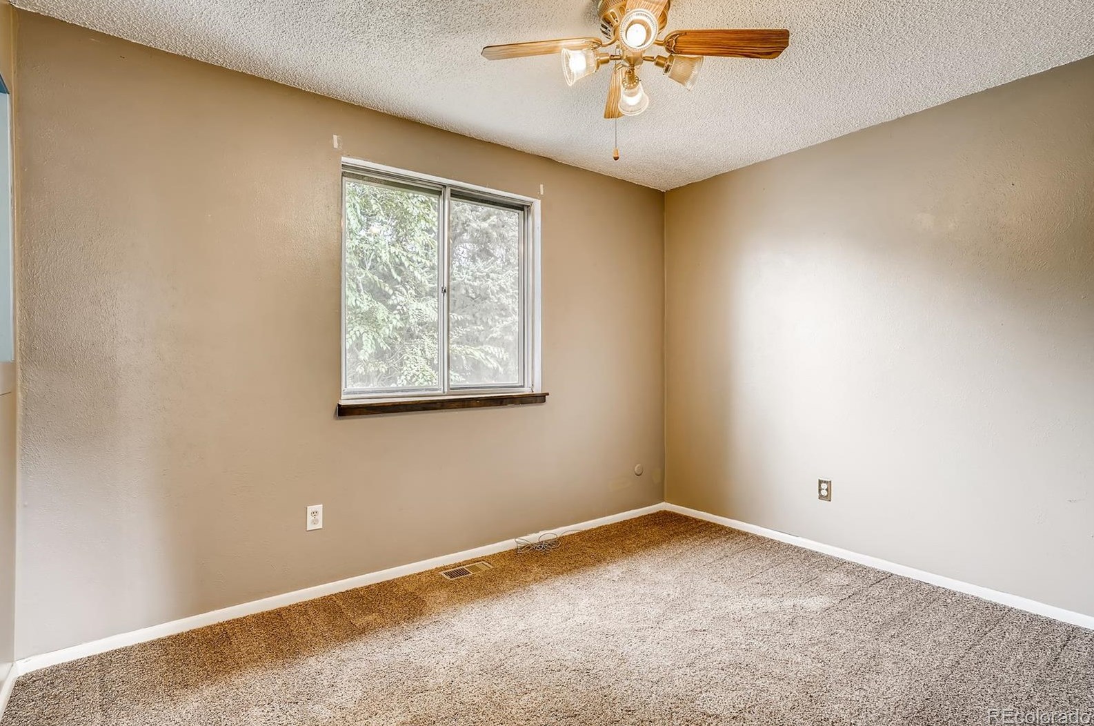 7161 Van Gordon St, Arvada CO  80004-1266 exterior