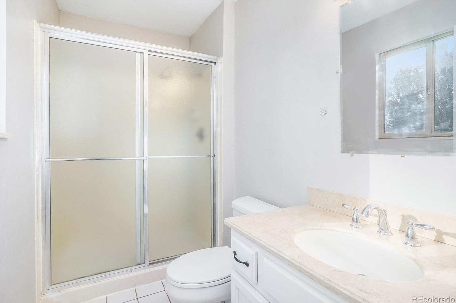 1303 Acacia Dr, Colorado Springs CO 80907-4800 exterior