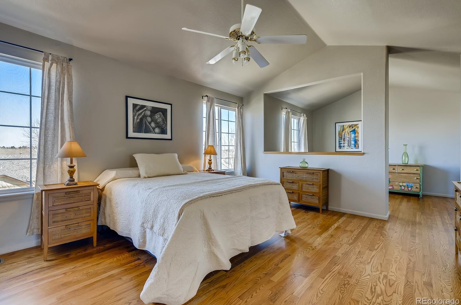 6039 Prentice Ave, Littleton CO 80120-1232 exterior