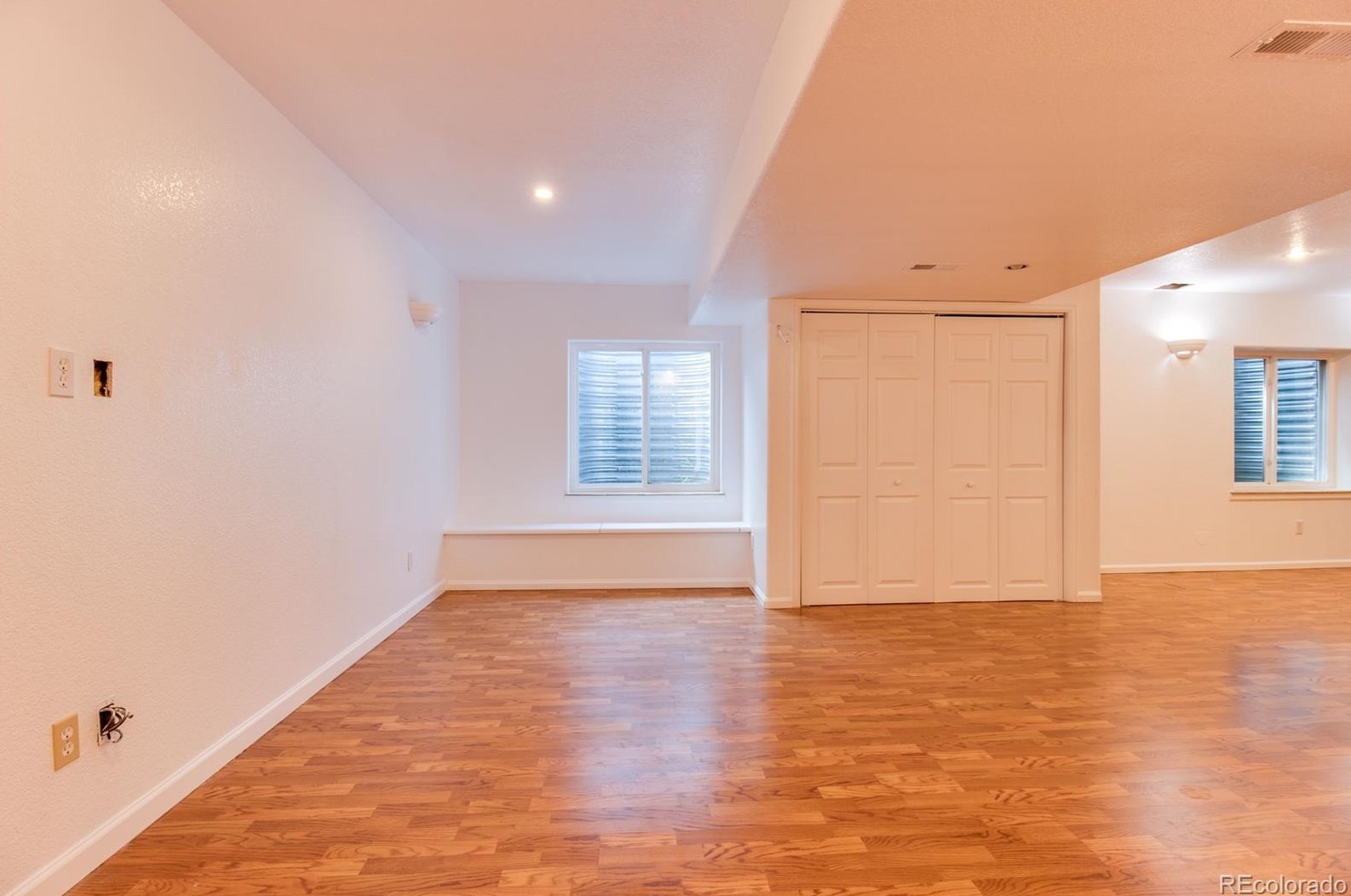 6754 Lionshead Pkwy, Littleton CO  80124-9533 exterior