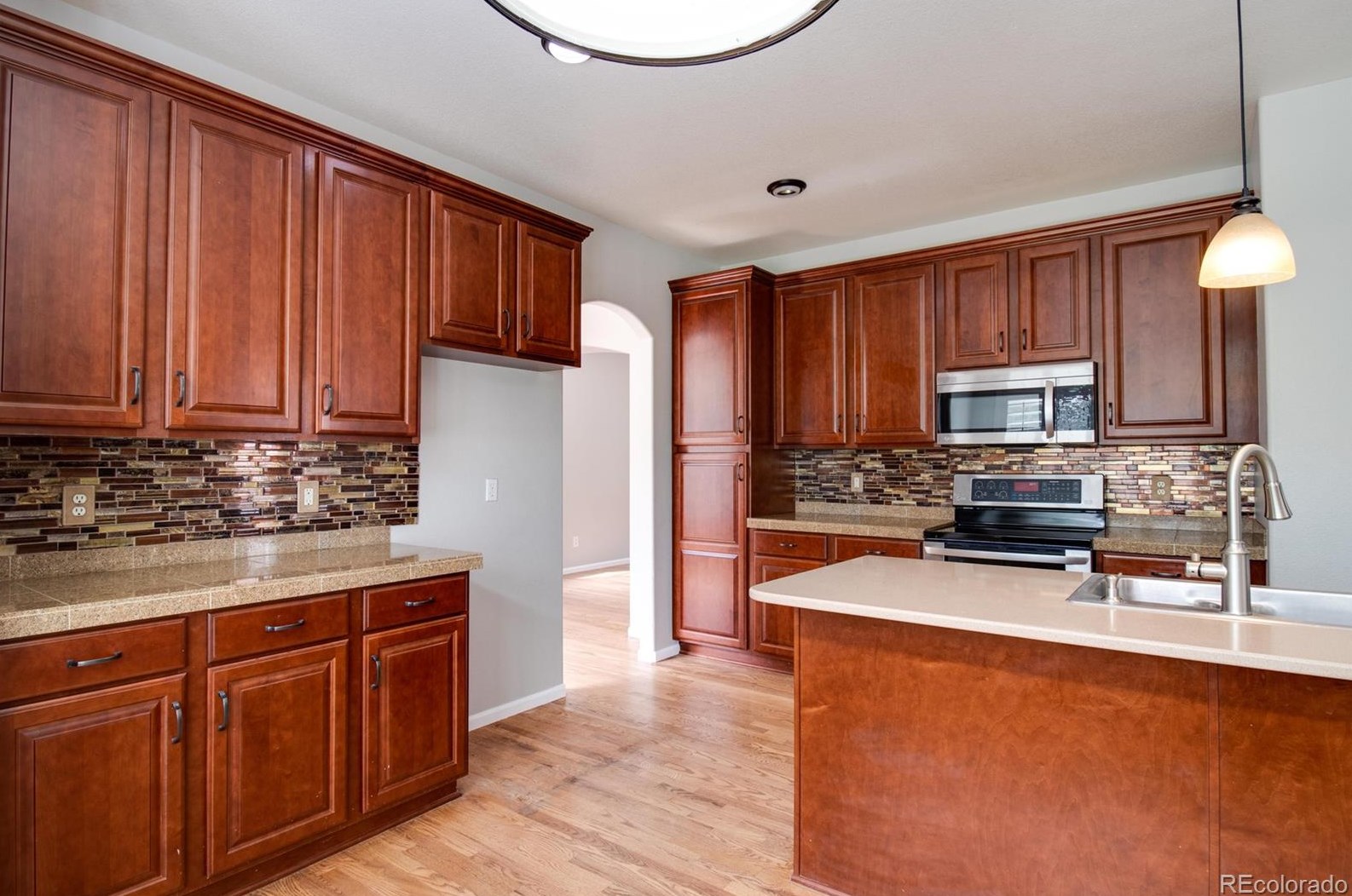 6754 Lionshead Pkwy, Littleton CO  80124-9533 exterior