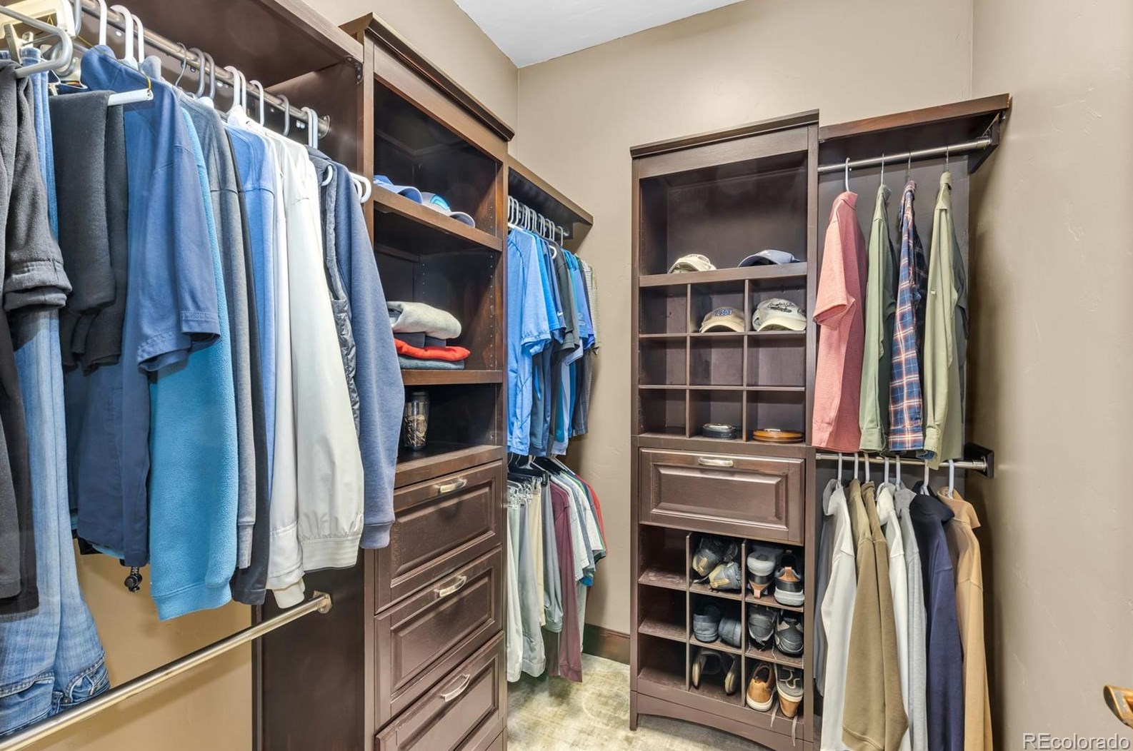 6658 Old Ranch Trl, Littleton CO  80125-9264 exterior