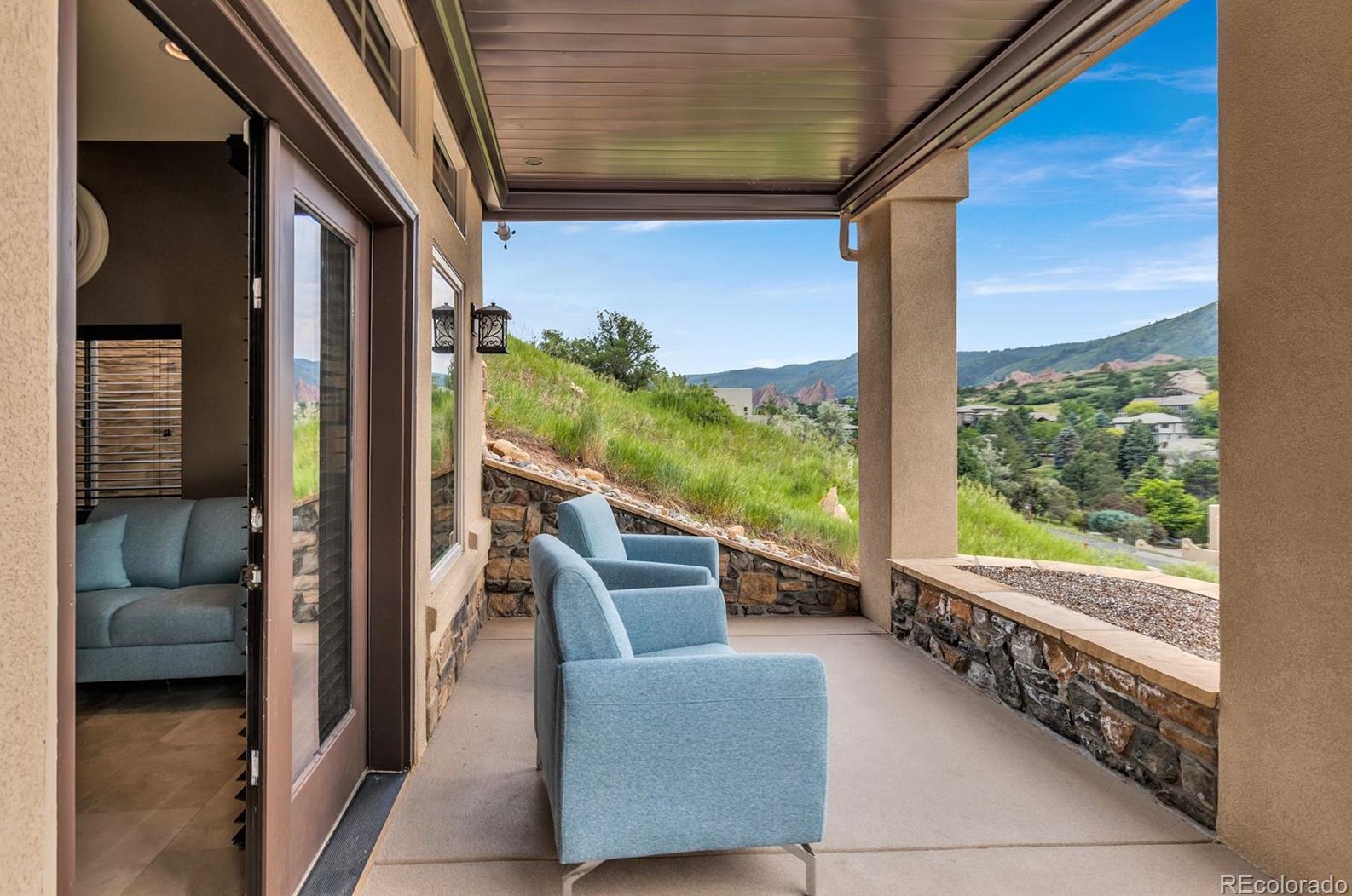 6658 Old Ranch Trl, Littleton CO  80125-9264 exterior